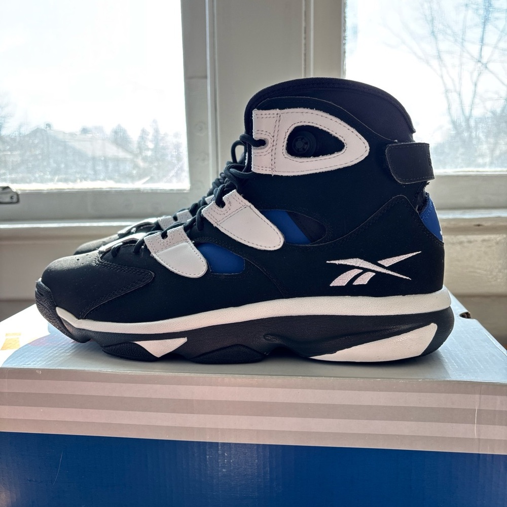 Reebok Shaq Attaq IV (4) Pump Orlando Magic Black and White High-Top Sneakers - Picture 2 of 15